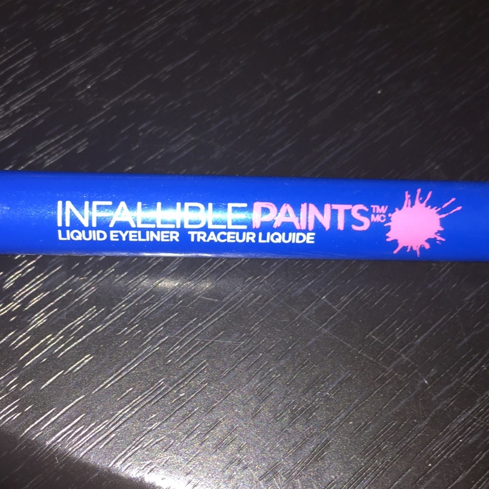 Fun colored eye liners bundle! - Picture 3 of 4